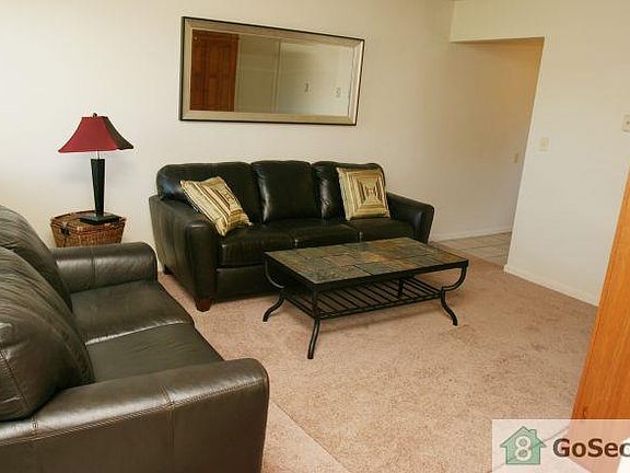 2nd image of 2307 Washington Ave APT 82