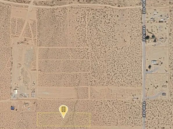 183rd Street East Ave #W5, Llano, CA 93544