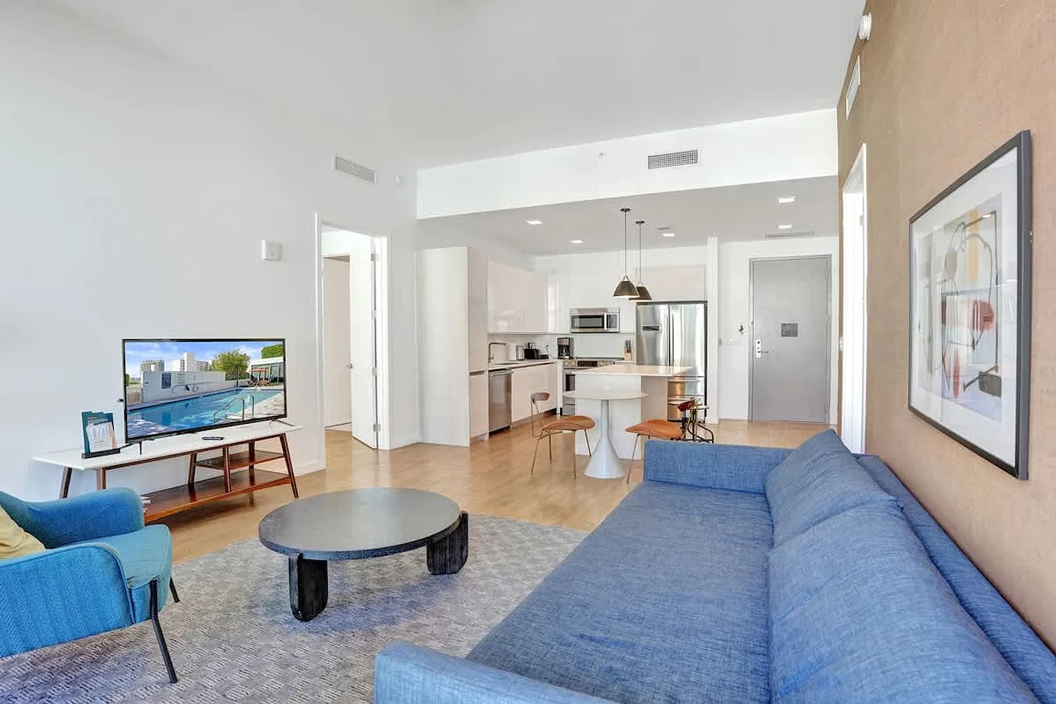 2 bed, 2.0 bath, $6,129 — Photo 4