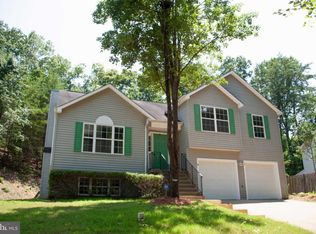 2420 Harpoon Dr, Stafford, VA 22554