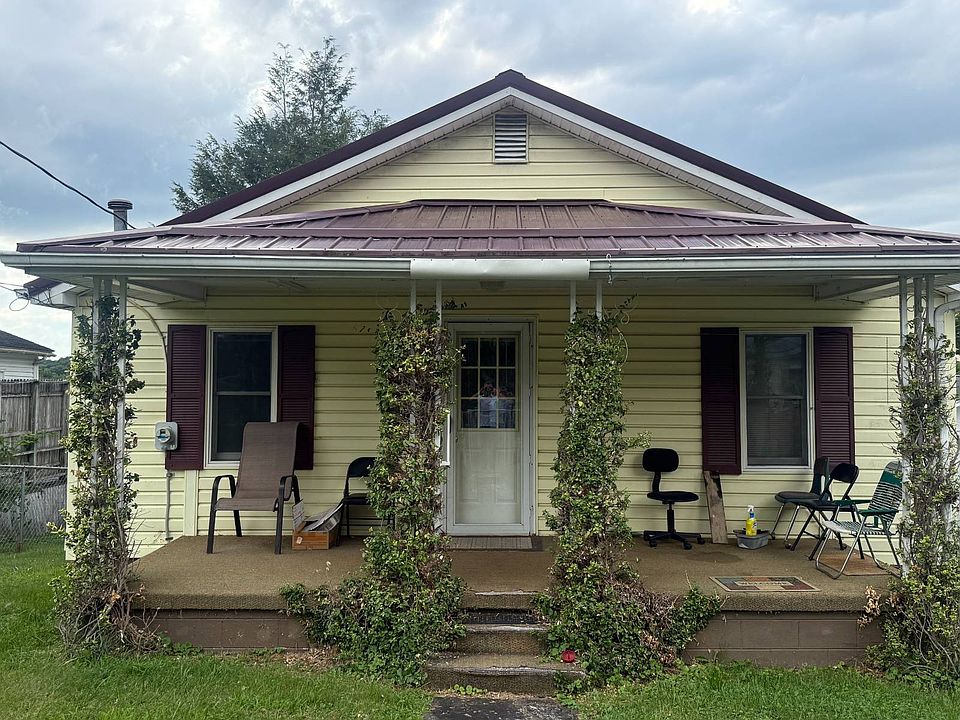 1st image of 104 Fulton Ave
