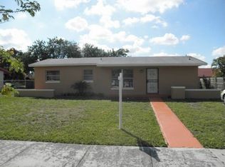3500 NW 195th Ter, Miami Gardens, FL 33056