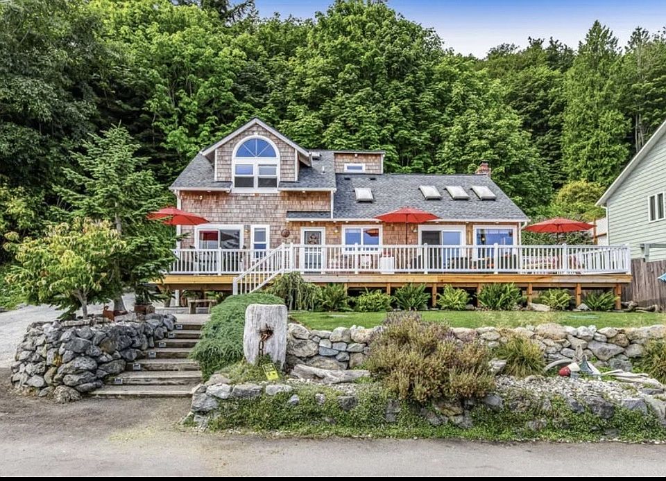1st image of 3336 Shoreline Dr