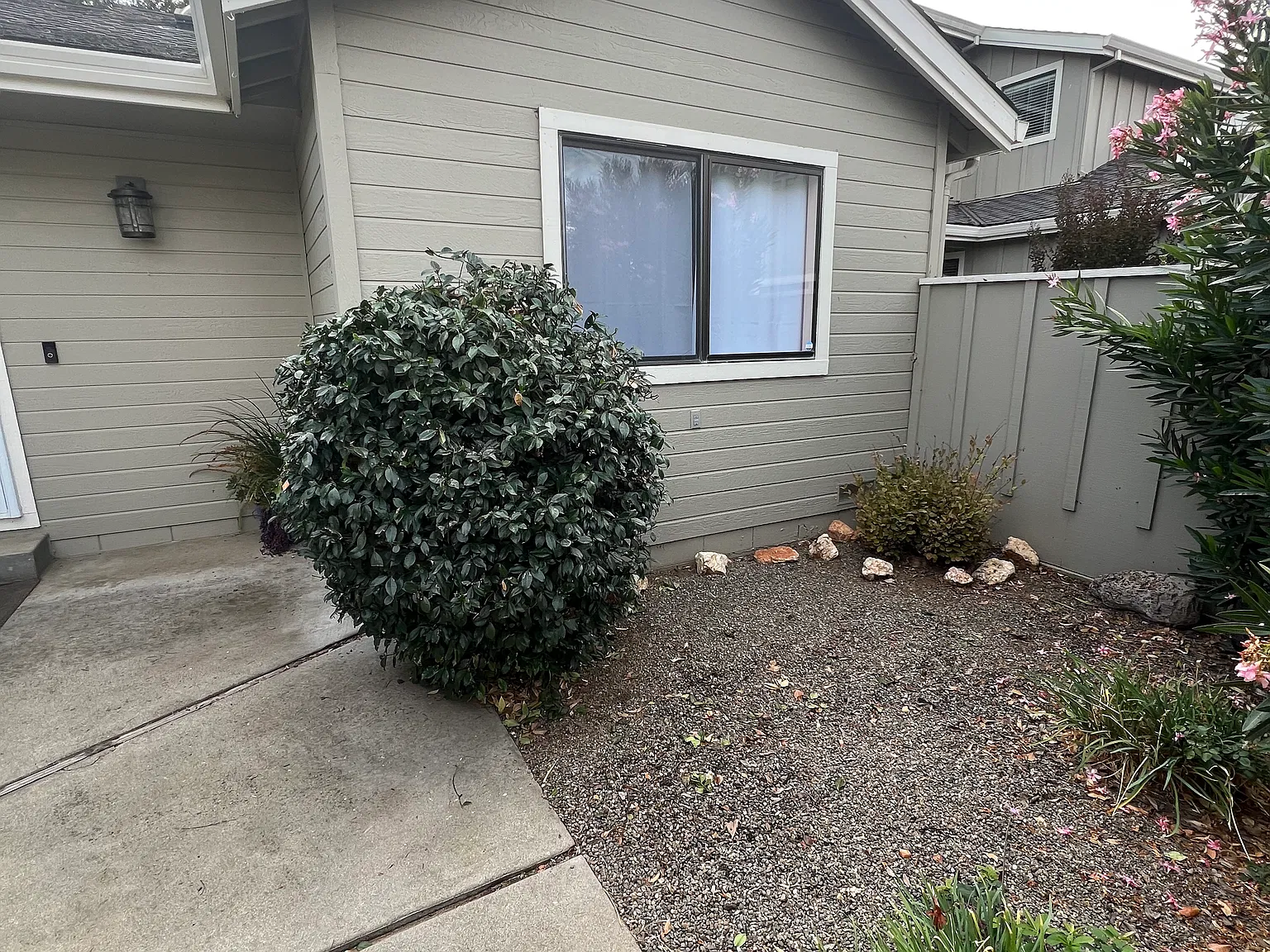 2 bed, 1675 sqft, $3,250 — Photo 3