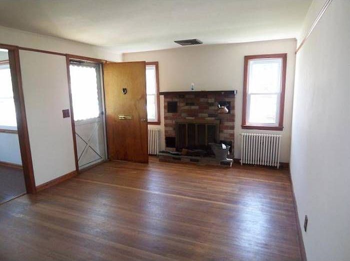 187 N Manhattan Ave, Massapequa, NY 11758 Zillow