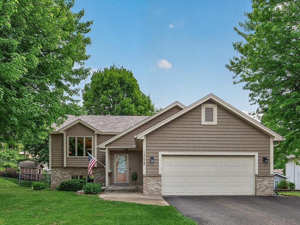 1st image of 13628 Bryant Pl S