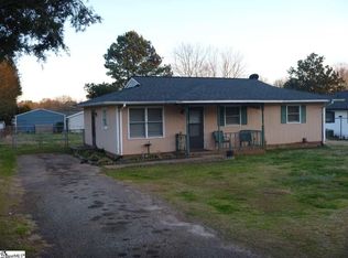 214 Wingo Rd, Wellford, SC 29385