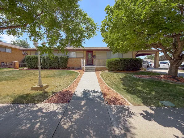455 Circleway Dr, Cedar City, UT 84720