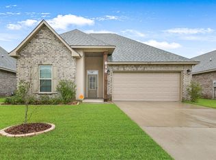 612 Claiborne Trails Dr, Slidell, LA 70458