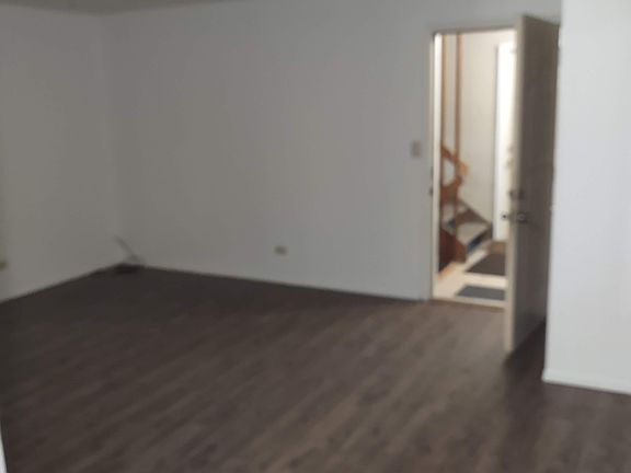 4th image of 612 Westmoreland Dr APT A