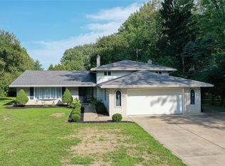 4405 Dover Center Rd, North Olmsted, OH 44070