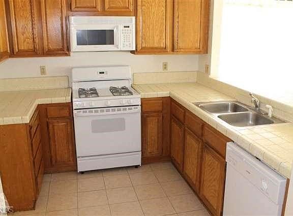 3rd image of 1734 Alder Wood Pl