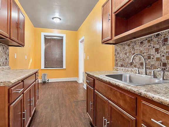 3rd image of 789 Mac Donough St #1F