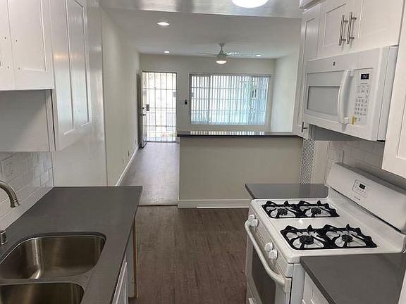 5th image of 12770 Matteson Ave #6