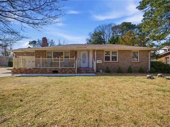 1901 Jack Frost Rd, Virginia Beach, VA 23455