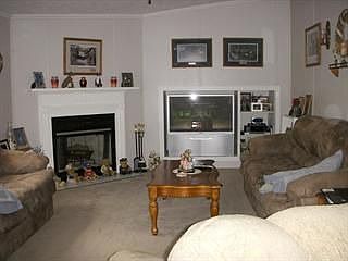 2nd image of 3482 Newberry Way