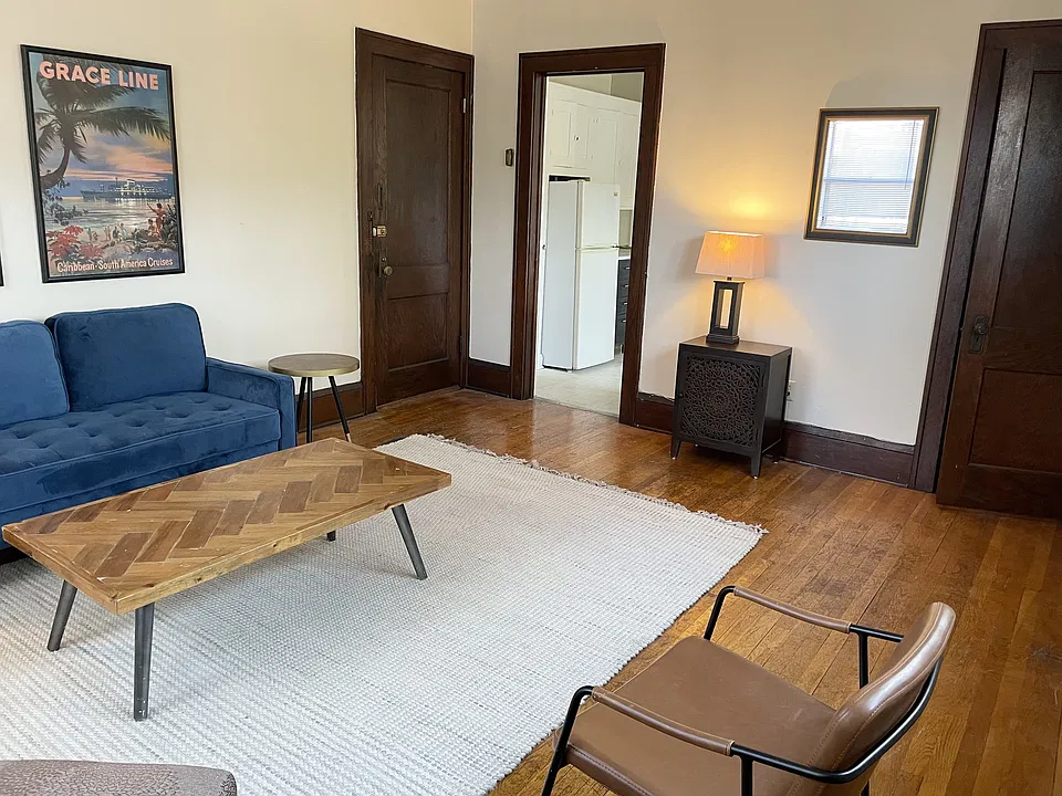 1516 Grand Apartments