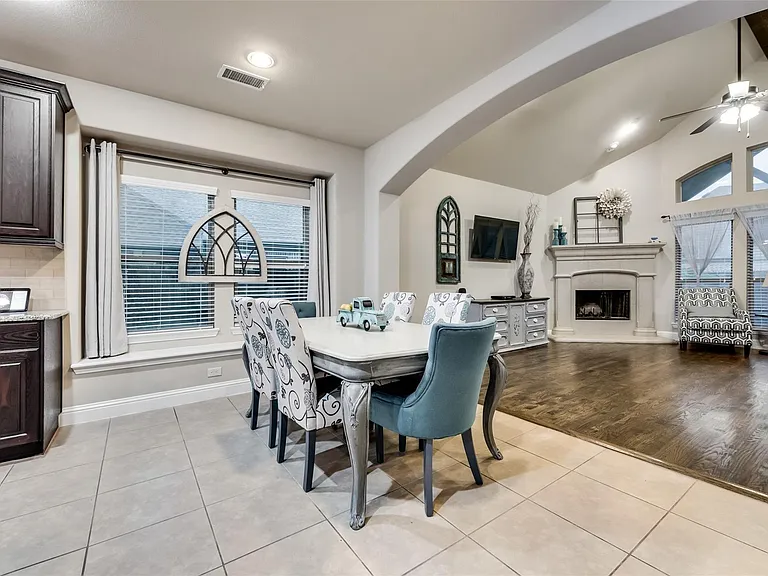 1213 Wedgewood Dr — Photo 10