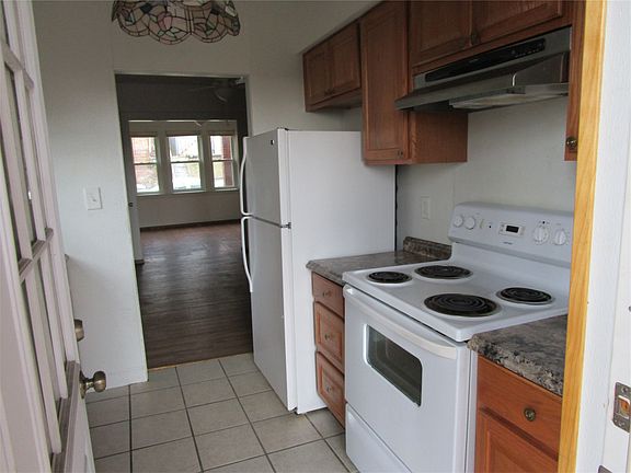 Kitchen Angle 2