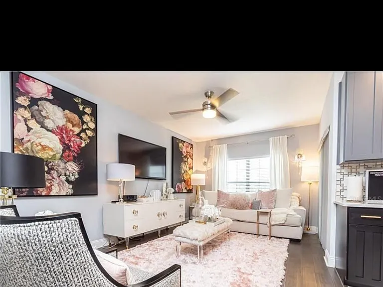 30039 Mossbank Dr — Photo 10