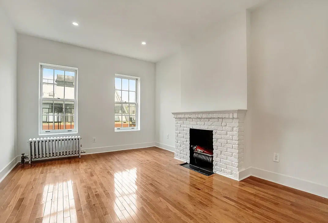 354 West 12th Street — Photo 1