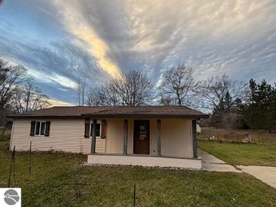 2827 N Luce Rd, Alma, MI, 48801