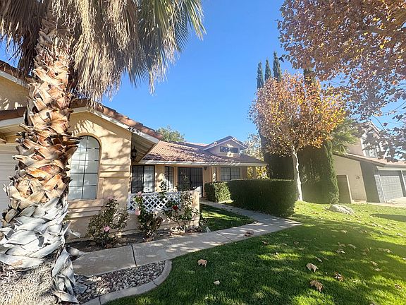 3rd image of 4651 Sungate Dr