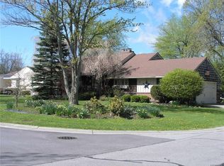 1 Deville Cir, Buffalo, NY 14221