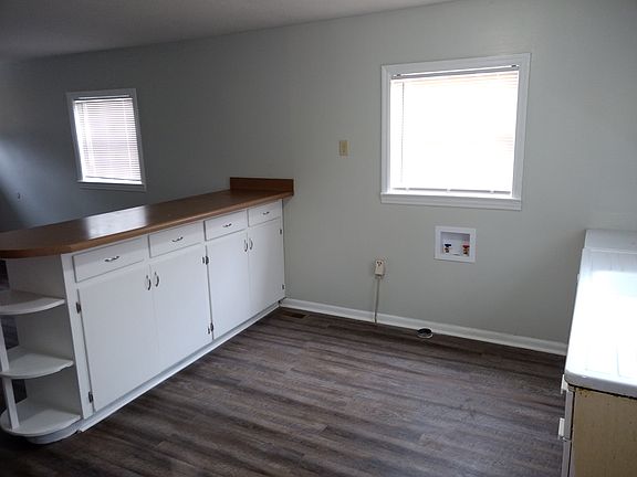 4th image of 3234 Navajo Dr