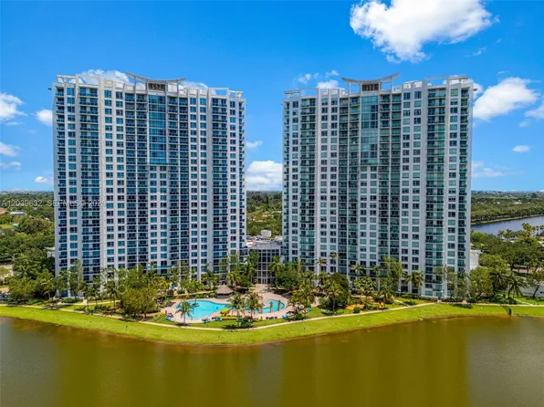 2641 N Flamingo Rd APT 304N, Plantation, FL 33323