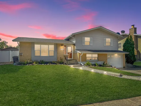 6045 Forestview Dr, Oak Forest, IL 60452