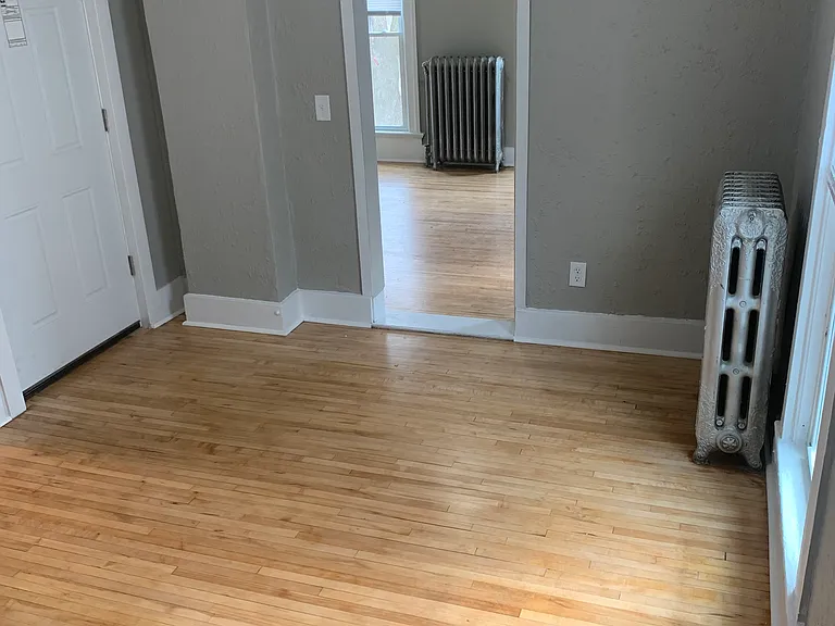 516 N Broad St #2 — Photo 3