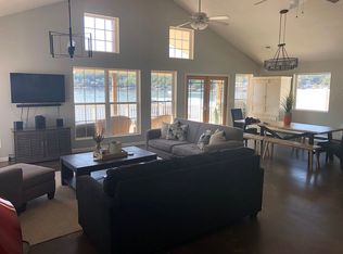 30800 Windy Ln, Rocky Mount, MO 65072