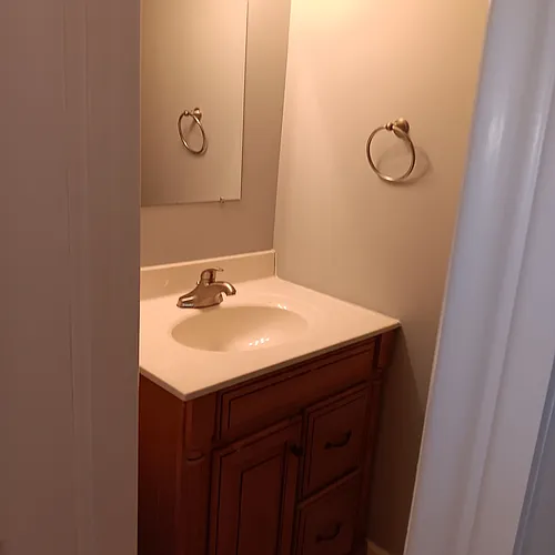 Floor plan TOWNHOMES 2 bed 1-5 bath