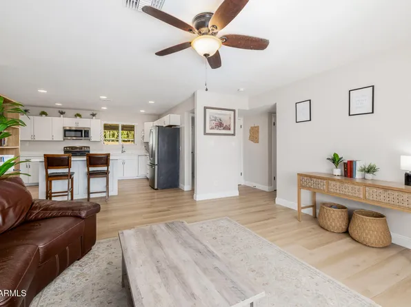 3432 W JOAN DE ARC Avenue, Phoenix, AZ 85029