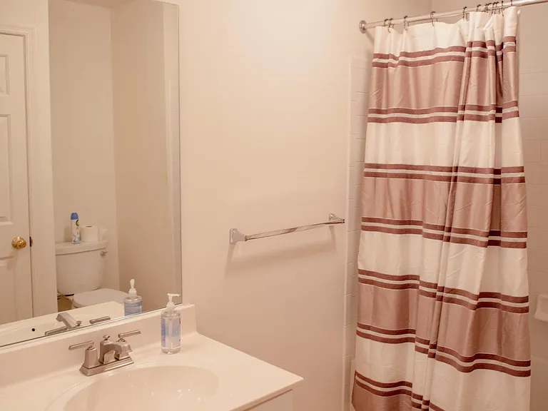 5211 Duke Ct — Photo 26