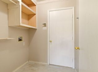 1314 Misty Dr, Midlothian, TX 76065