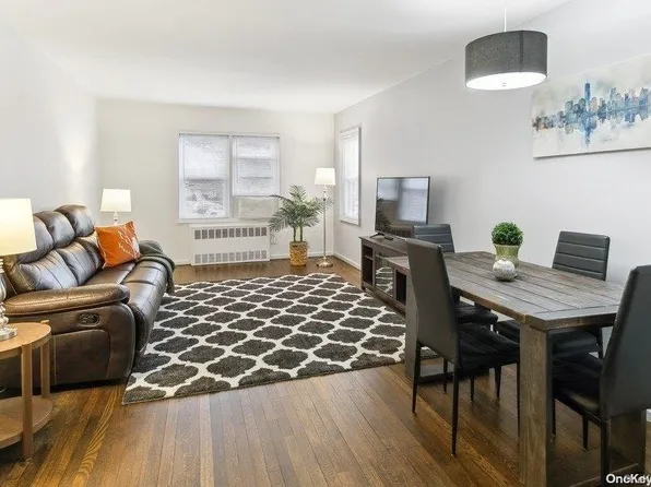 195 N Village Avenue N #G5, Rockville Centre, NY 11570