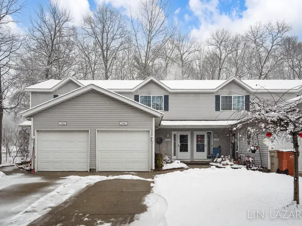 4158 Woodrush Ln NW, Comstock Park, MI 49321