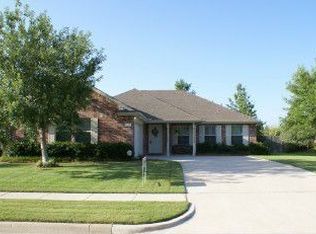 118 Hunters Trl, Red Oak, TX 75154