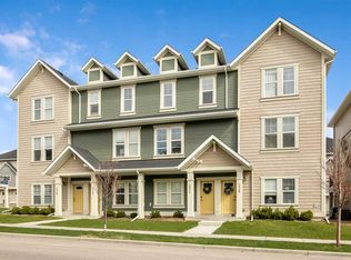 226 S Point Park SW, Airdrie, AB T4B 5C3