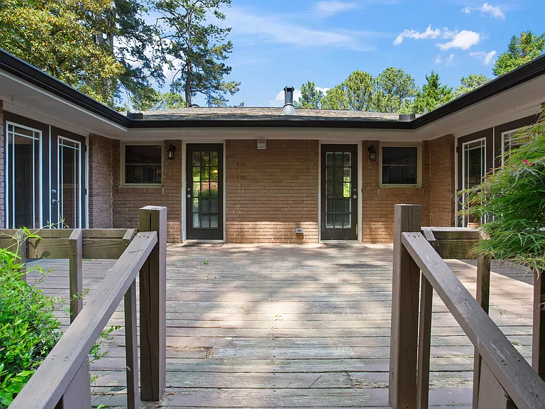 1447 Southland Vista Ct NE — Photo 20