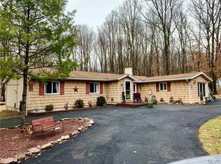 107 Hunter Ln, Albrightsville, PA 18210