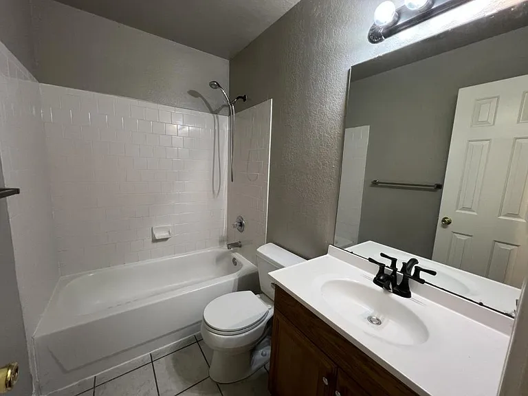 3607 Crescent Dr — Photo 24
