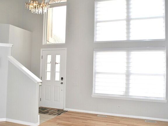 4th image of 1469 E Braymore Cir