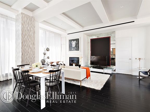4th image of 15 Union Sq W #36
