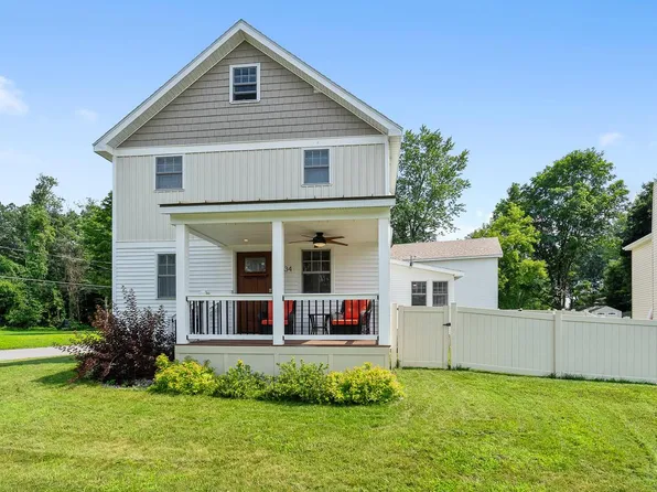 134 Crescent St, Saratoga Springs, NY 12866