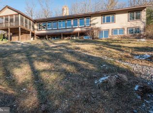 270 Morgan Rd, Cross Junction, VA 22625