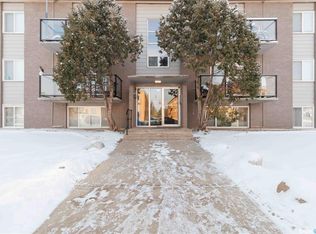 2 Summers Pl #24, Saskatoon, SK S7H3W4