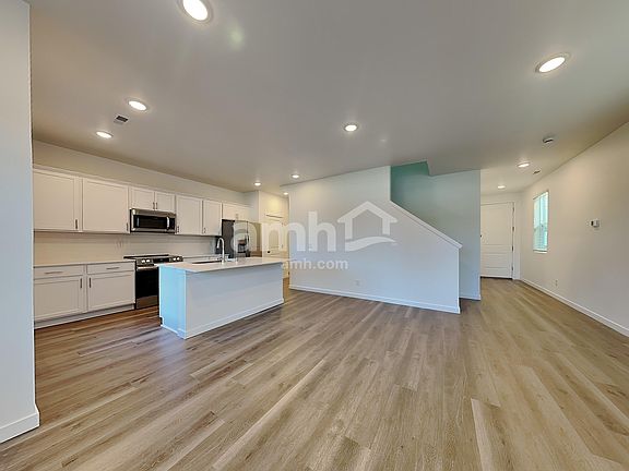 5th image of 5118 Turnstone St SE